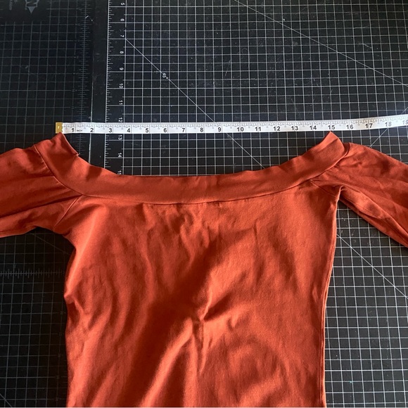 Rust Om Gaia tree bell sleeve top - Picture 7 of 8
